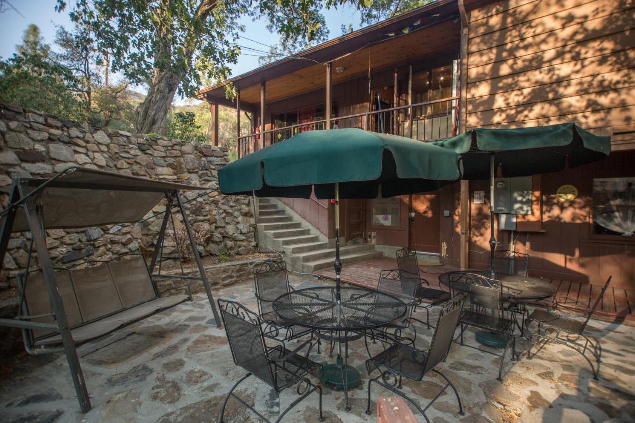Quiet Mind Lodge, Spa & Retreat Sequoias Кернвілль Екстер'єр фото