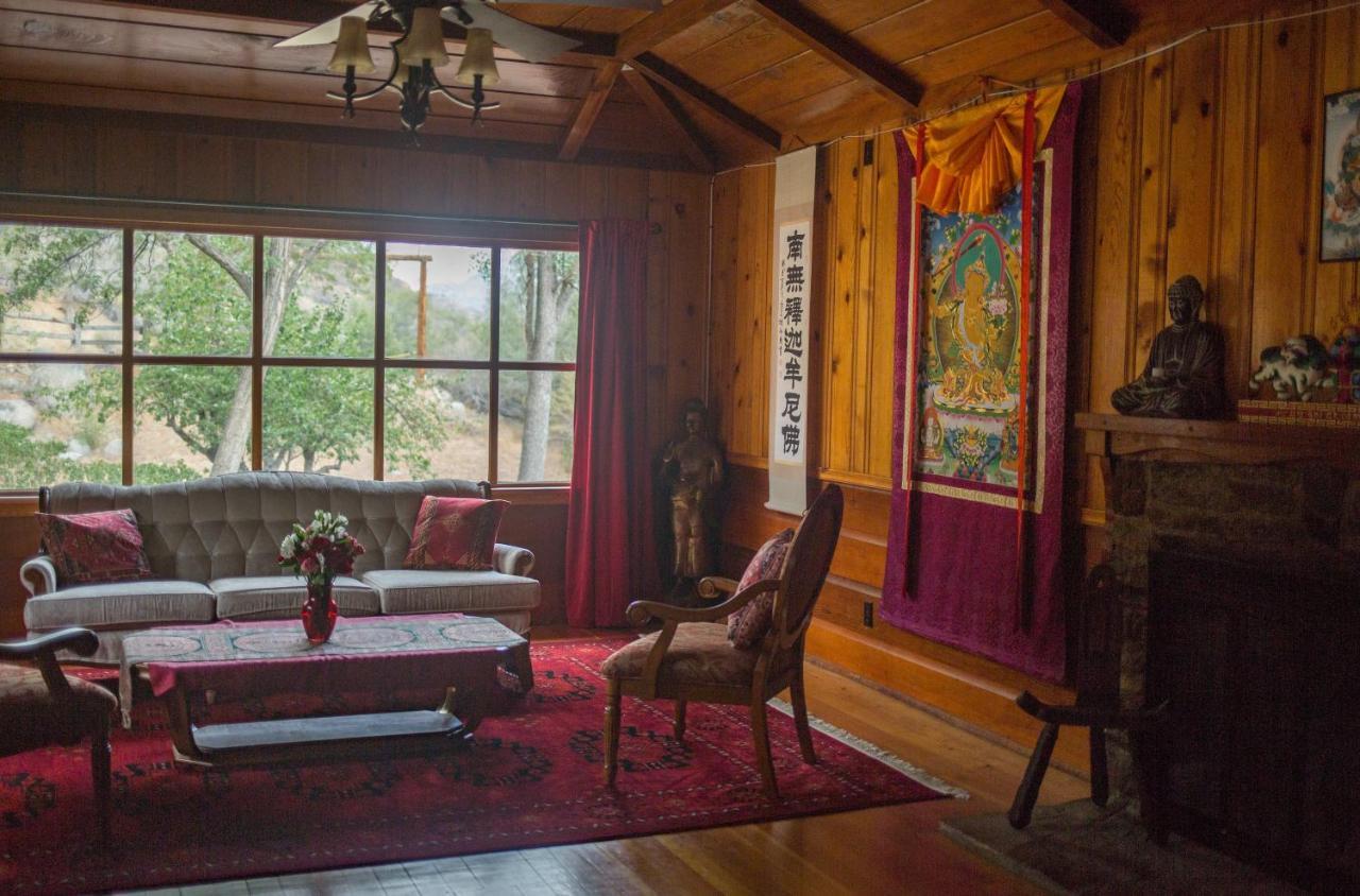 Quiet Mind Lodge, Spa & Retreat Sequoias Кернвілль Екстер'єр фото