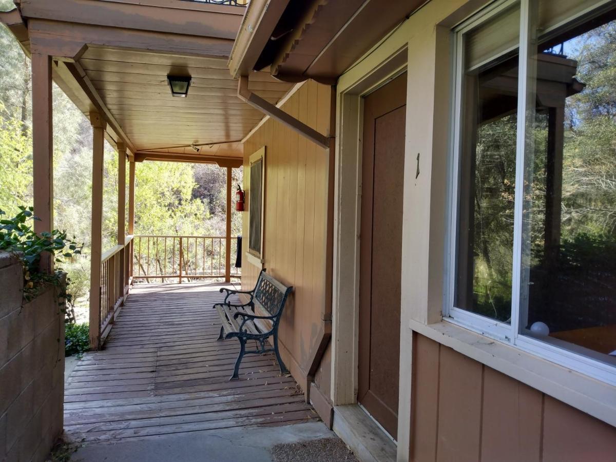 Quiet Mind Lodge, Spa & Retreat Sequoias Кернвілль Екстер'єр фото