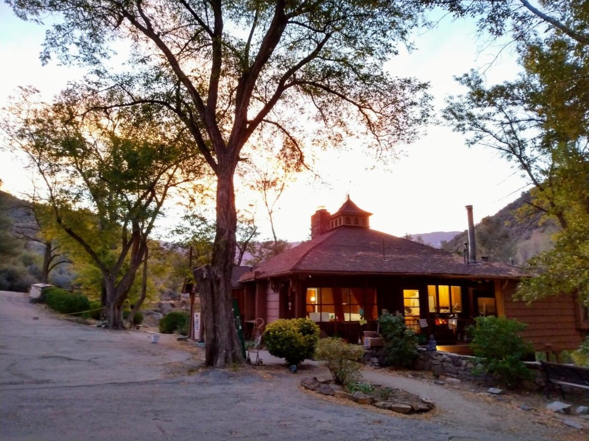 Quiet Mind Lodge, Spa & Retreat Sequoias Кернвілль Екстер'єр фото
